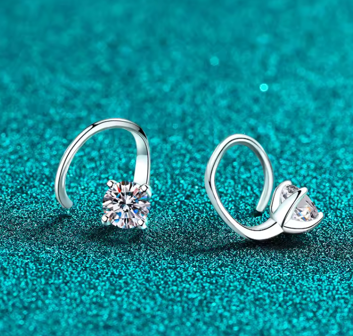 The Curl Stud Cut Women's Lab Diamond Earring S925 Sterling Silver