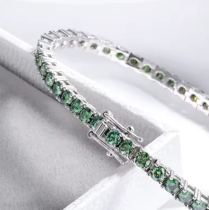 The Green Tennis Band Women's Lab Diamond Bracelet S925 Sterling Silver