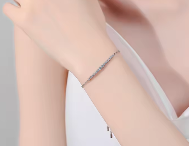 The Gradient Band Women's Lab Diamond Bracelet S925 Sterling Silver